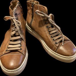 Handmade Italian leather high top sneakers from PAOLO in San Francisco, size 7.5